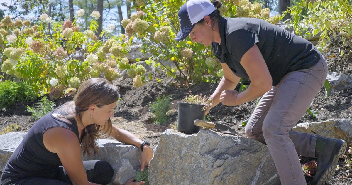 This Old House S47 E10: Carpet From Scratch, Butcher Block Counters, and Planting a Boulder Wall